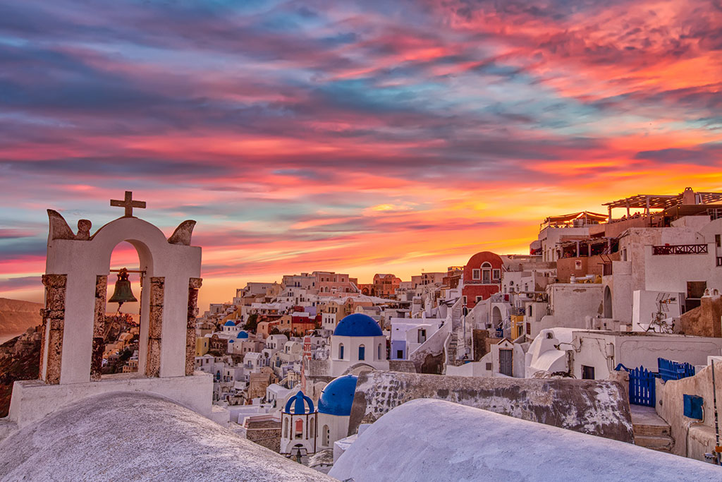 Cliffside Vistas of Oia
